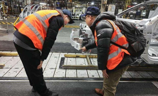 普什信息化公司调研沃尔沃基地RFID的运用